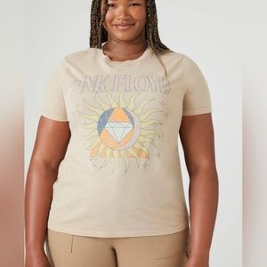 NWOT Forever 21+ - Pink Floyd Graphic Band T-shirt Womens Size 2X NEW